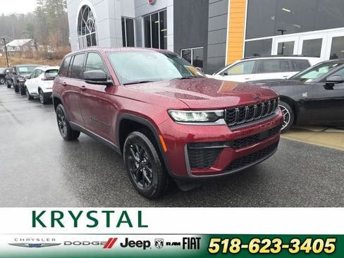 New 2026 Jeep Grand Cherokee Altitude AWD/4WD image 1