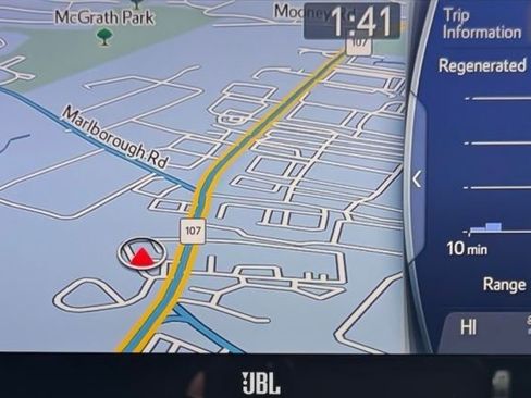 Used 2022 Toyota Venza Limited image 22