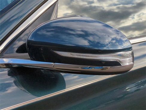 Certified 2025 Genesis G70 2.5T image 25