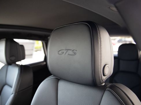 New 2026 Porsche Macan GTS AWD/4WD image 21