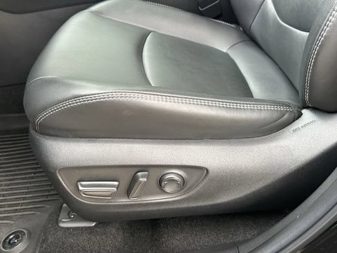 Used 2024 Toyota RAV4 XLE Premium FWD image 28