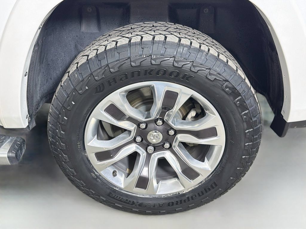 Used 2022 RAM 1500 Limited w/ Body-Colour Bumper Group AWD/4WD image 27