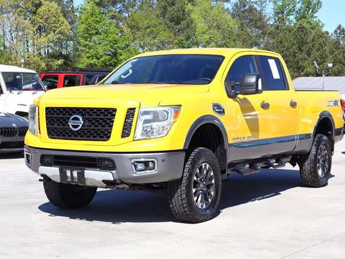 Used 2016 Nissan Titan PRO-4X image 3