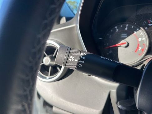 Used 2017 Chevrolet Camaro SS image 9