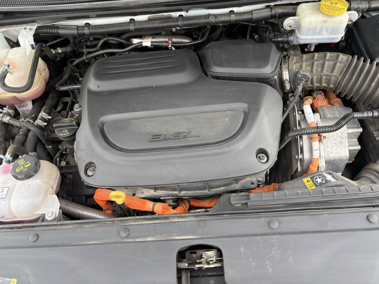 Used 2024 Chrysler Pacifica Limited FWD image 56