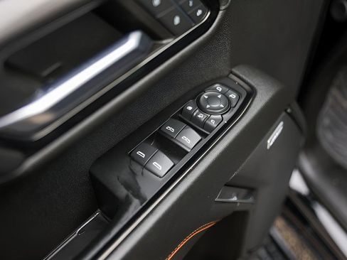 Used 2024 GMC Sierra 2500 AT4 w/ AT4 Premium Plus Package image 25