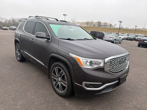 Used 2018 GMC Acadia Denali w/ Technology Package image 7