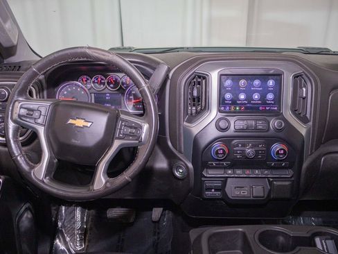 Used 2022 Chevrolet Silverado 2500 LT w/ Convenience Package AWD/4WD image 16
