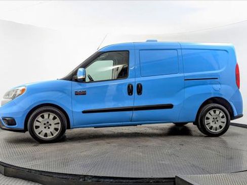 Used 2017 RAM ProMaster City Tradesman SLT w/ Rear Back-up Camera Group FWD image 3
