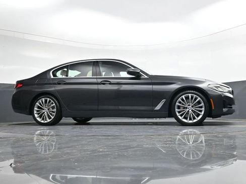 Used 2021 BMW 530i w/ Premium Package image 29