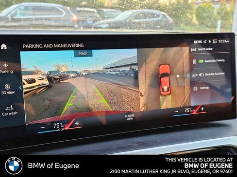 Used 2024 BMW 330i xDrive Sedan w/ Premium Package AWD/4WD image 28