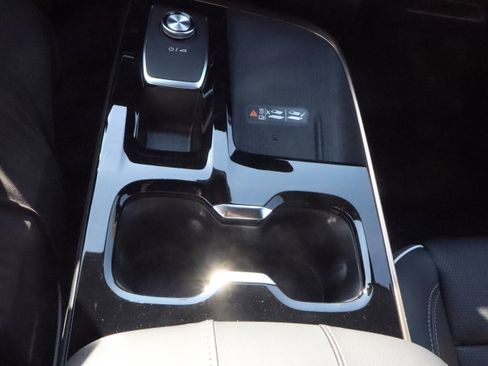 New 2026 Buick Enclave Avenir w/ Super Cruise Package image 15