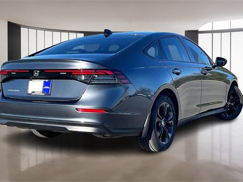Used 2025 Honda Accord SE image 6