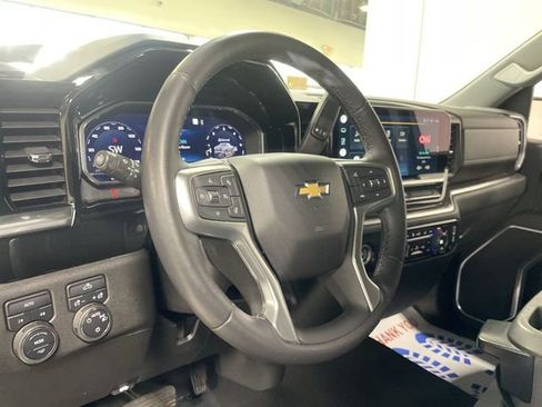 Certified 2022 Chevrolet Silverado 1500 LT image 14