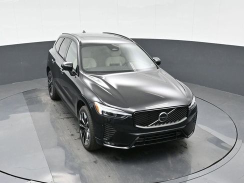 New 2026 Volvo XC60 B5 Plus w/ Protection Package Premier AWD/4WD image 22