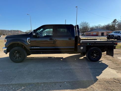 Used 2020 Ford F250 Lariat w/ Tremor Off-Road Package image 4