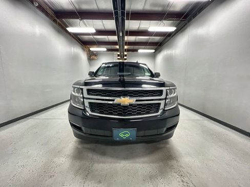 Used 2018 Chevrolet Suburban LT AWD/4WD image 3
