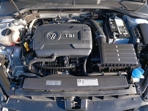 Used 2016 Volkswagen Golf SE FWD image 10