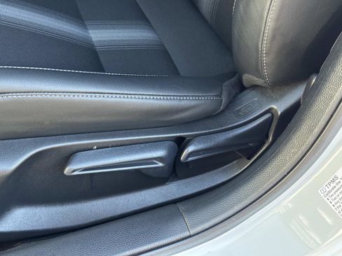 Certified 2025 Honda Civic Sport image 22