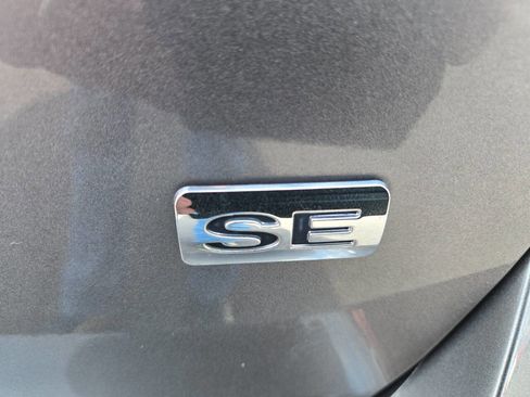 Used 2011 Ford Focus SE image 13