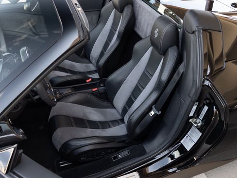 Used 2012 Ferrari 458 Spider RWD image 4