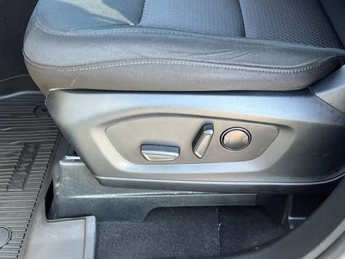 Certified 2024 Ford Explorer XLT AWD/4WD image 20