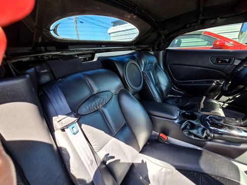 Used 2001 Plymouth Prowler image 10