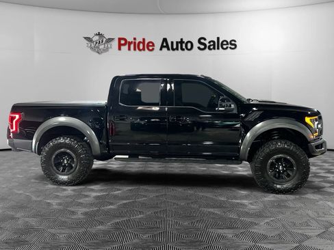 Used 2017 Ford F150 Raptor w/ Equipment Group 802A Luxury AWD/4WD image 4