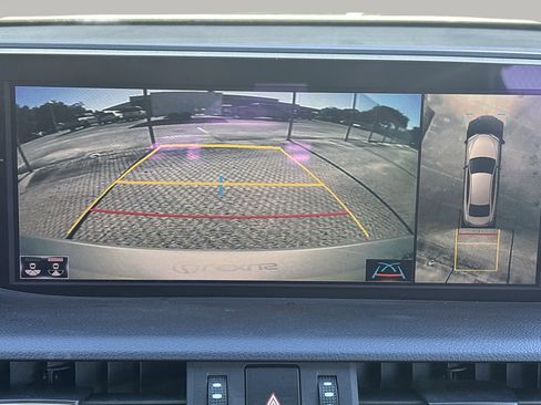 Used 2019 Lexus ES 350 Ultra Luxury image 18