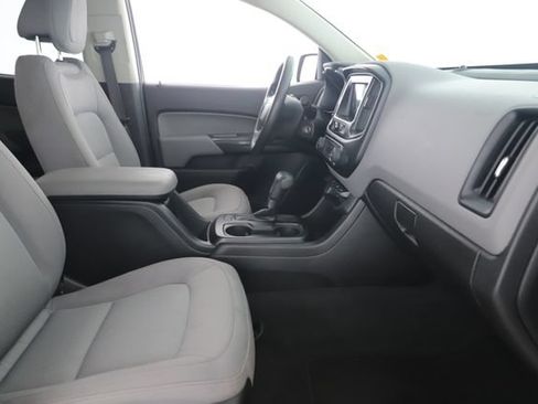Used 2019 Chevrolet Colorado W/T AWD/4WD image 27