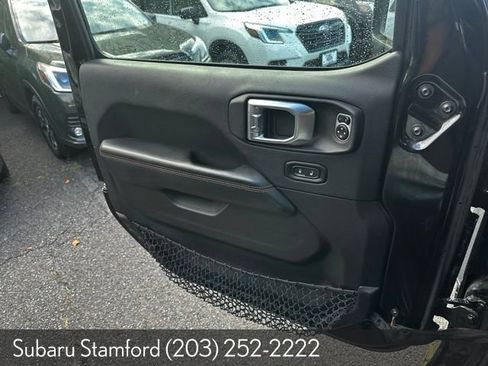 Used 2018 Jeep Wrangler Unlimited Rubicon AWD/4WD image 16