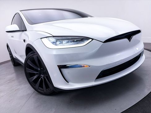 Used 2022 Tesla Model X Plaid AWD/4WD image 8