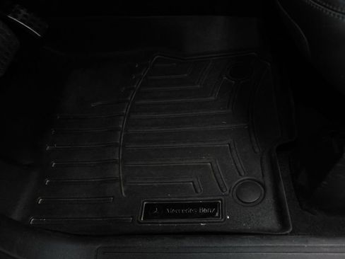 Used 2014 Mercedes-Benz ML 63 AMG 4MATIC image 30