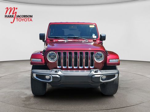 Used 2021 Jeep Wrangler Unlimited Sahara w/ Cold Weather Group AWD/4WD image 2