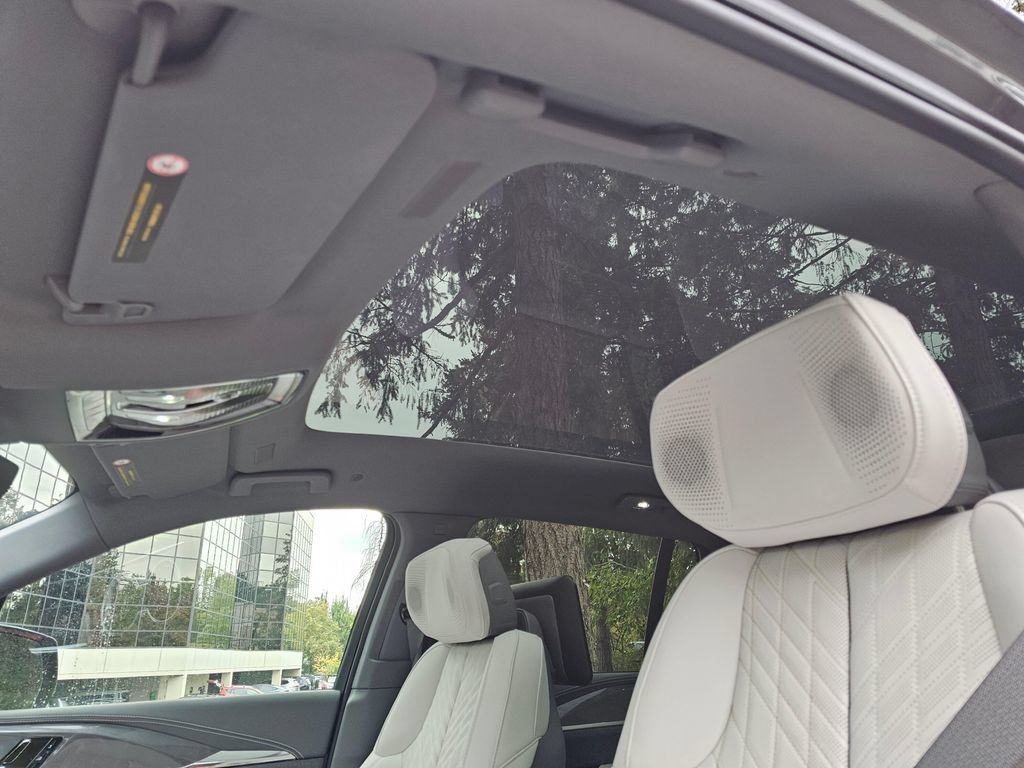 New 2026 Cadillac Escalade IQ Sport 1 w/ LPO, Floor Liner Package AWD/4WD image 25