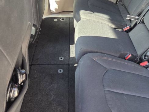 Used 2018 Chrysler Pacifica Touring Plus w/ Tire & Wheel Group image 40