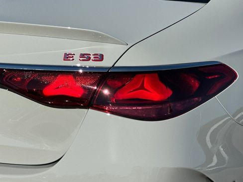 New 2026 Mercedes-Benz E 53 AMG e 4MATIC Sedan image 14