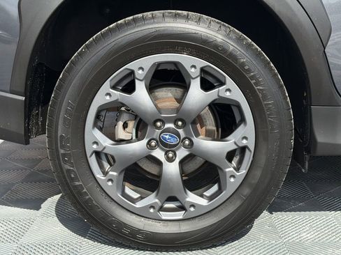 Used 2021 Subaru Crosstrek 2.5i Sport w/ Moonroof Package image 18