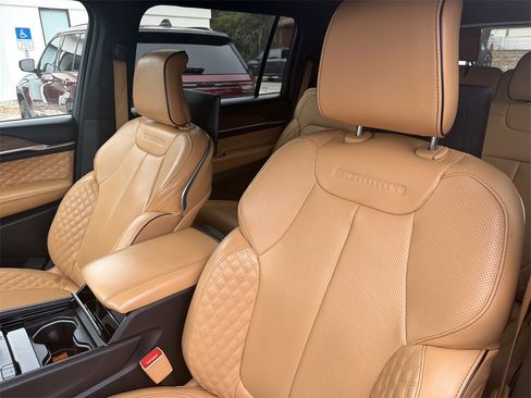 Used 2024 Jeep Grand Cherokee L Summit w/ Rear Seat Video Group I image 12