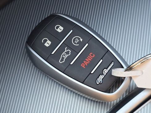 Used 2020 Alfa Romeo Stelvio Ti Sport w/ Quick Order Package 22S Sport image 40