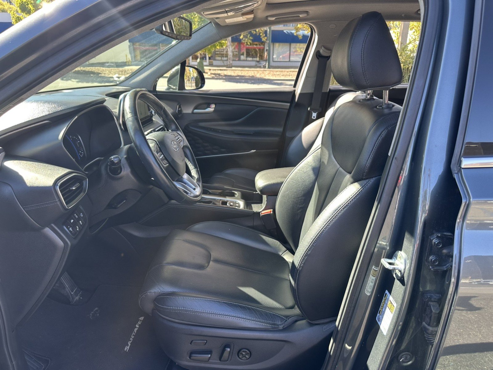 Used 2020 Hyundai Santa Fe Limited AWD/4WD image 17