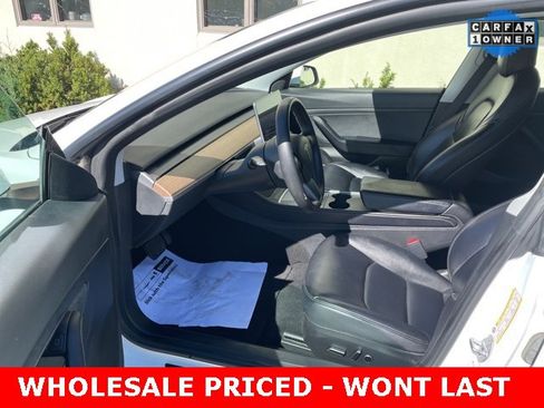 Used 2021 Tesla Model 3 Standard Range Plus image 14
