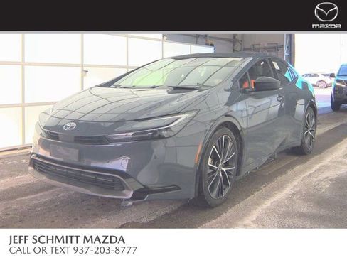 Used 2025 Toyota Prius Limited image 1