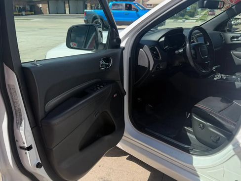 Used 2018 Dodge Durango R/T w/ Blacktop Package AWD/4WD image 8