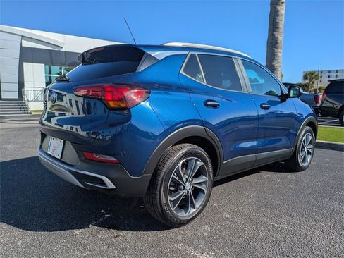 Used 2022 Buick Encore GX Select image 4