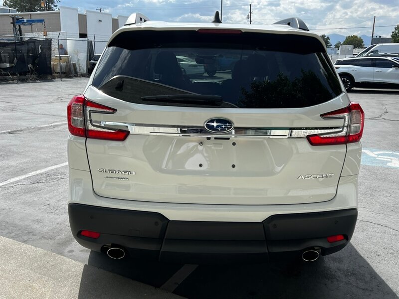Used 2025 Subaru Ascent Premium AWD/4WD image 6