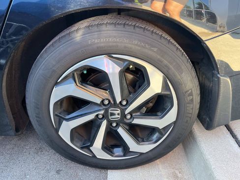 Used 2016 Honda Accord EX-L image 9