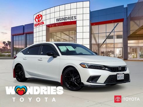 Used 2024 Honda Civic Sport image 1