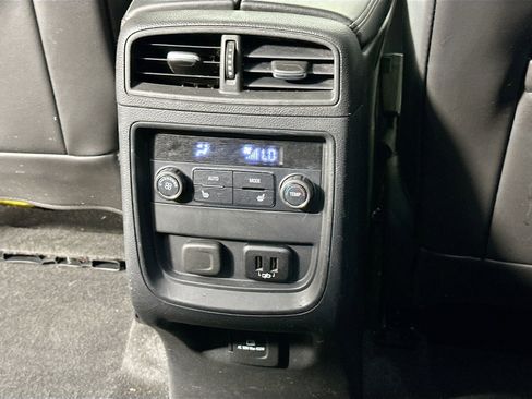 Used 2017 Buick Envision Premium image 27