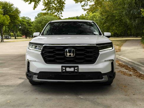 Used 2024 Honda Pilot EX-L image 3